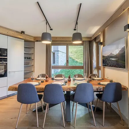 Apartment 8 Pers, Centre Courchevel, Acces Pistes, Spa, Ideal Familles - Fr-1-631-203 *